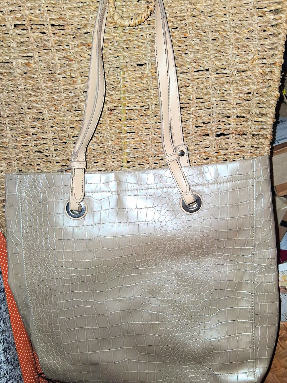 Neutral Croc-Embossed Tote Bag - Beige